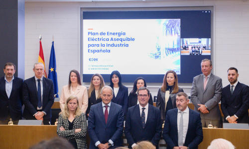 La Alianza por la Competitividad de la Industria Española propone cinco medidas para abaratar hasta un 30% el coste eléctrico industrial