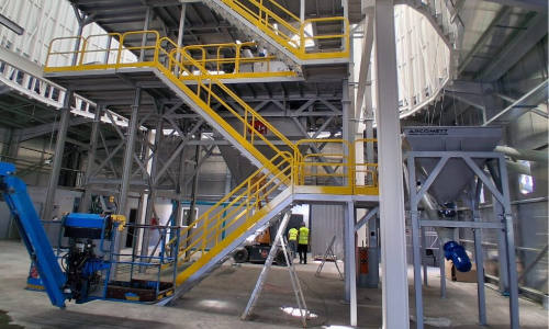 Ejecución de estructura metálica para Mezcladora HPT-1500 con Descarga Total en Planta de Mortero
